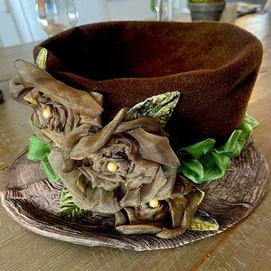 Anne Karol Felt Hat with Detailed Ribbon Floral Design